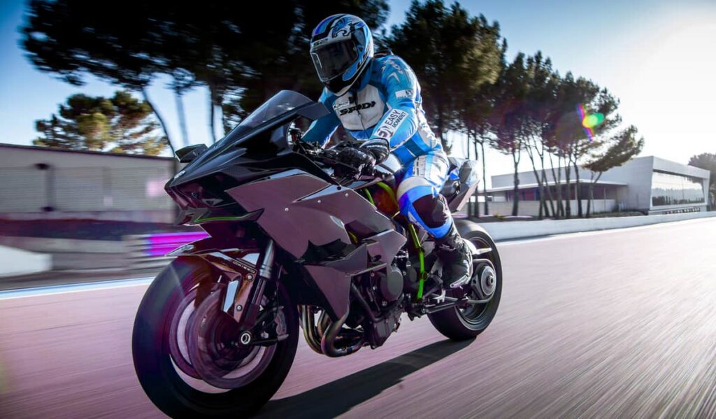 ¿Qué permiso para una moto de 600 cm3?